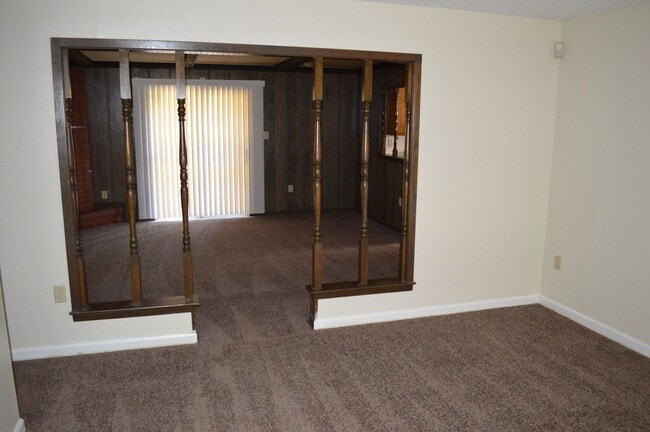 Building Photo - 3856 Jasmine Dr