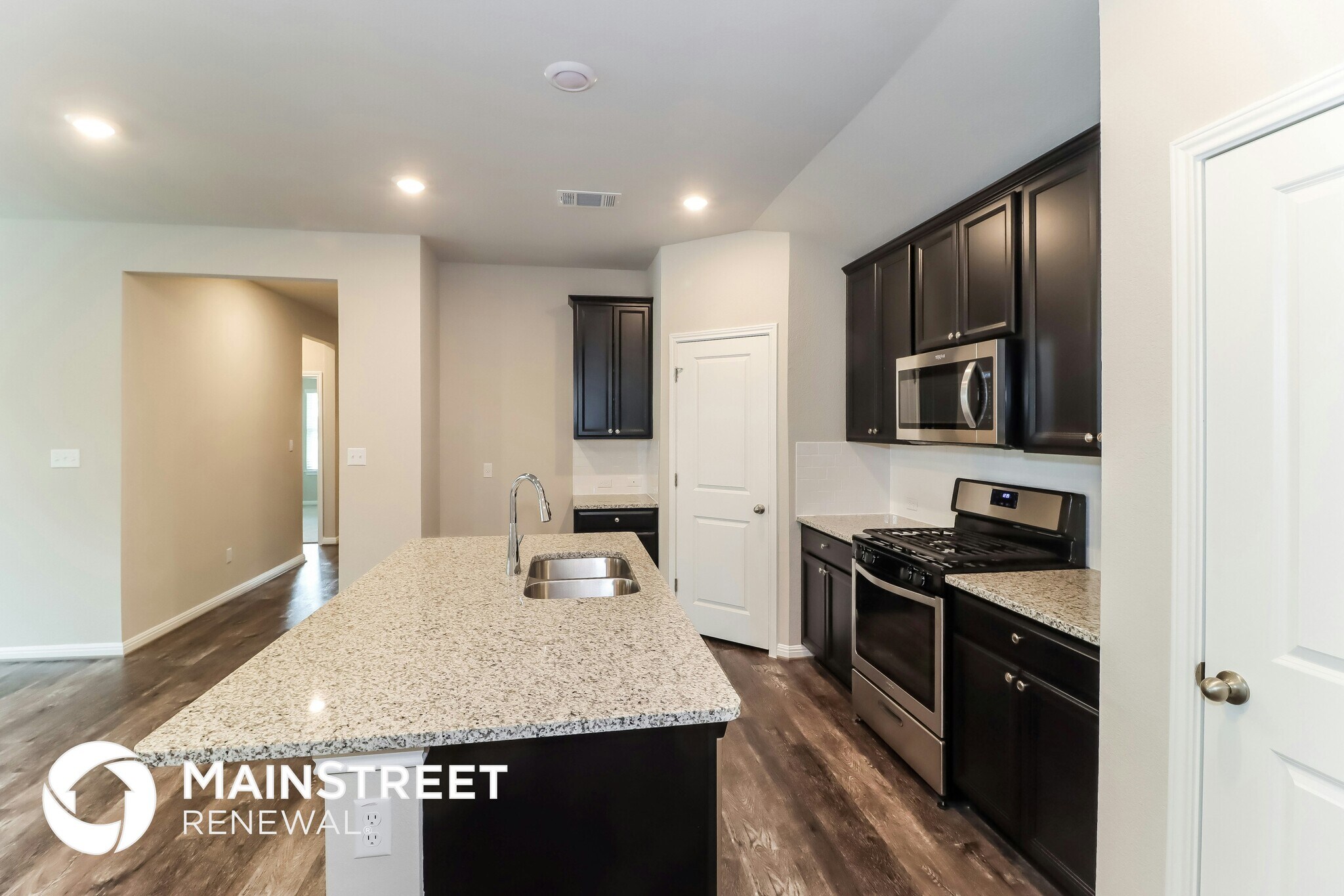 Building Photo - 318 Durango Downs Dr