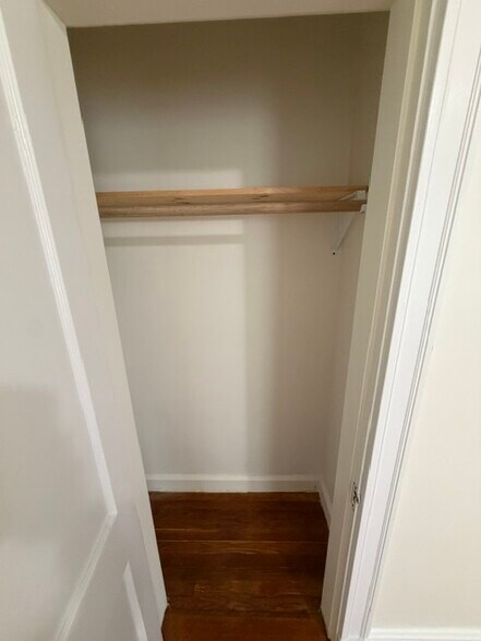 Building Photo - 30-32 Boutwell St. Unit 2