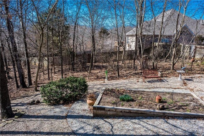 Building Photo - 8 Morganshire Dr