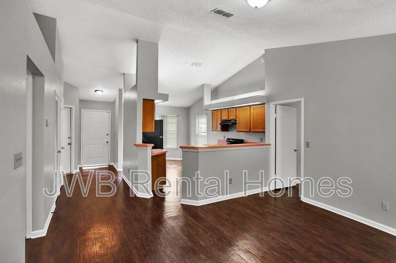 Building Photo - 11771 High Plains Dr E