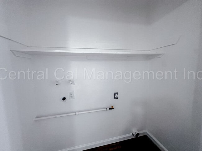 Building Photo - 1212 California St