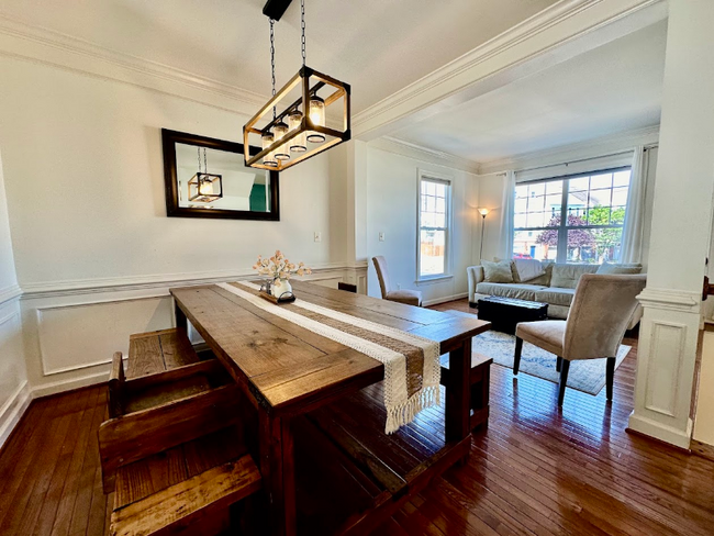 Building Photo - 8273 Glade Bank Dr