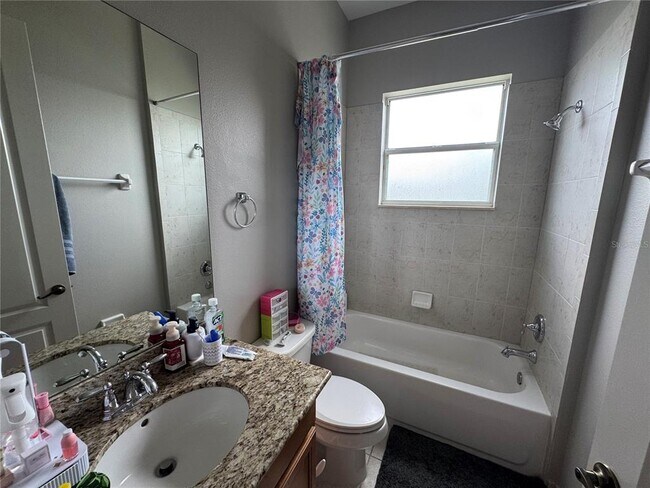 Building Photo - 6811 Helmsley Cir