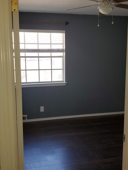 Second bedroom - 9140 Timber Path