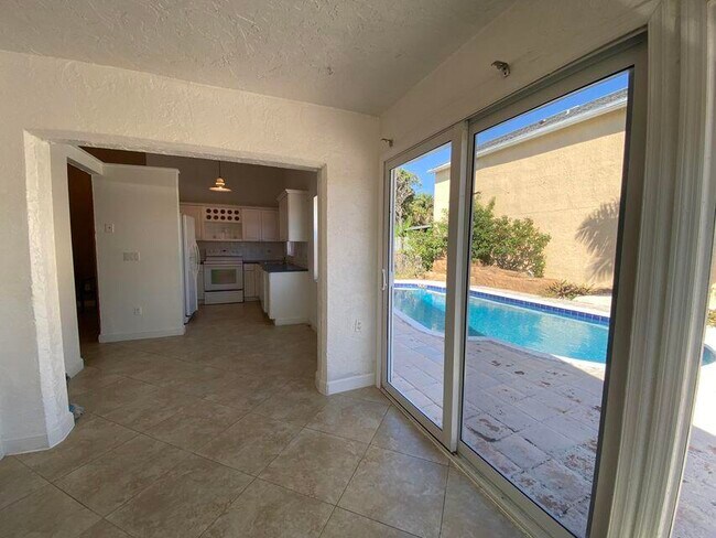 Building Photo - 22380 Sands Point Dr