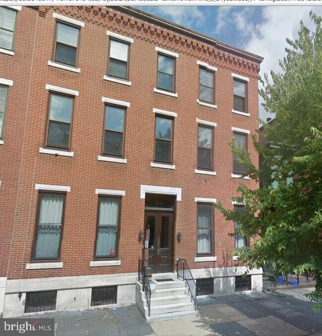 Building Photo - 1713 Green St