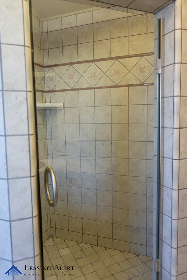 Building Photo - 26603 Berino Dr