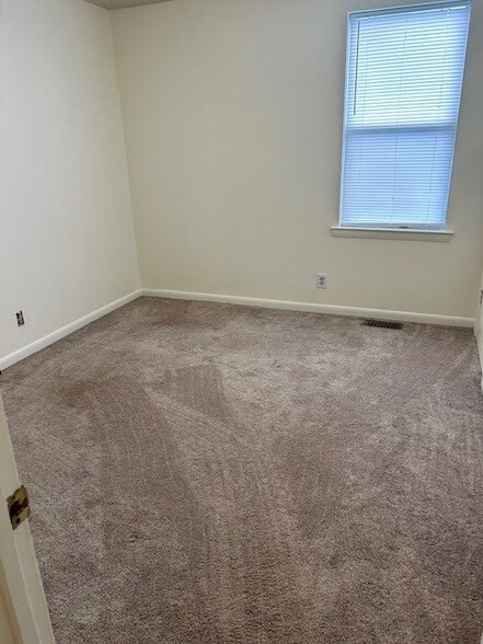 3rd bedroom or office - 311 Sunny Acre Dr