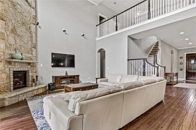 Building Photo - 15521 Bended Knee Dr