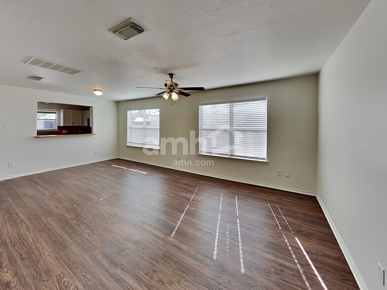 Building Photo - 9514 Chapelstone Ct