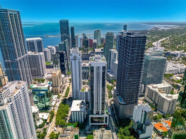 Building Photo - 1010 Brickell Ave