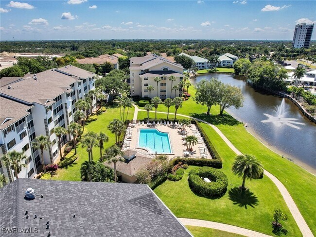Building Photo - 320 Horse Creek Dr