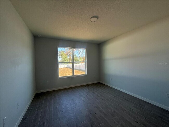 Building Photo - 76 Boston Ln