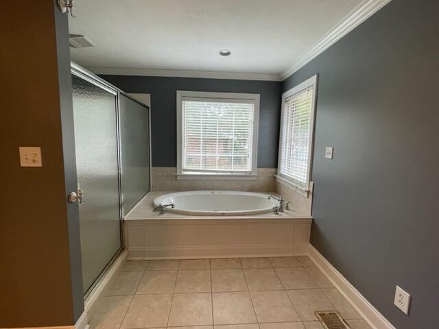 Building Photo - 222 Lakewood Cir