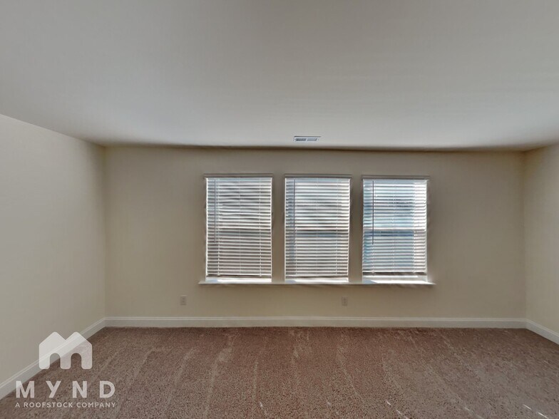 Building Photo - 1518 Cedar Tree Dr