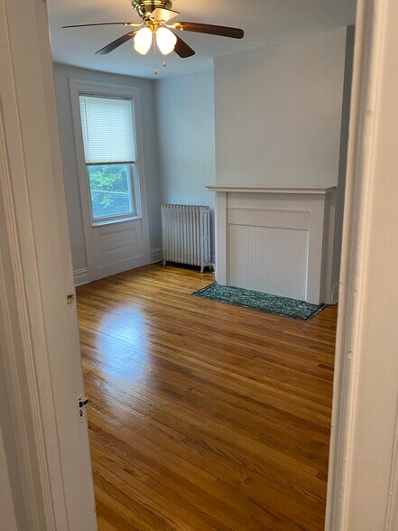 Building Photo - 284 Chemung St