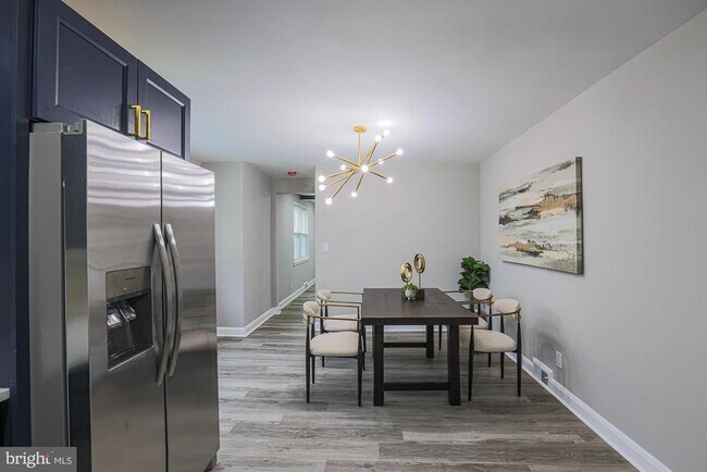 Building Photo - 5809 Eurith Ave