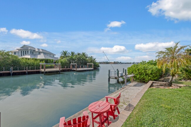 Building Photo - 1334 Chesapeake Ave