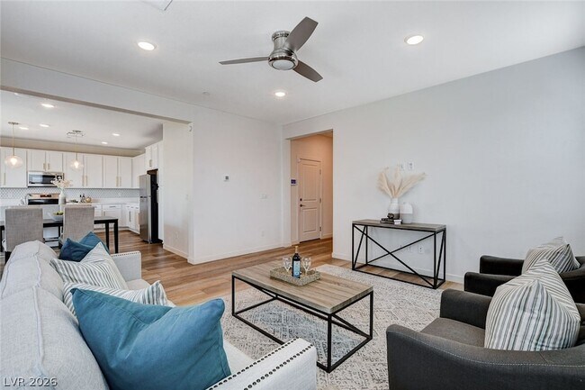 Building Photo - 2216 Elford Ct