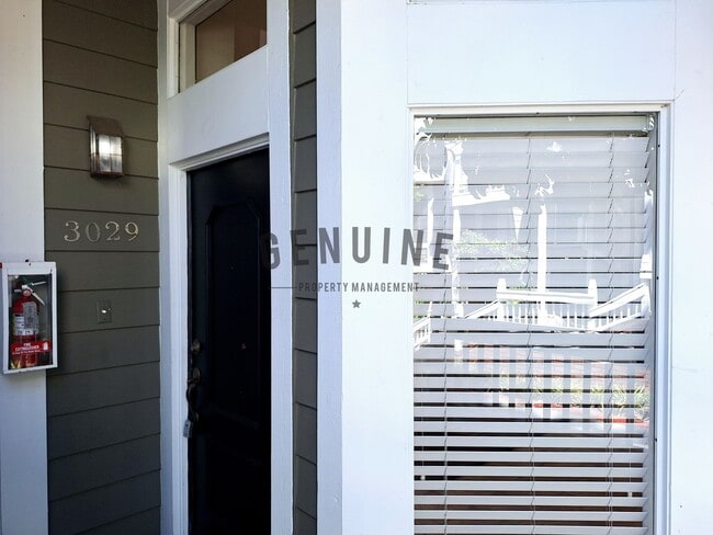 Building Photo - Coming Soon: Charming 2 Bed 2 Bath Condo i...