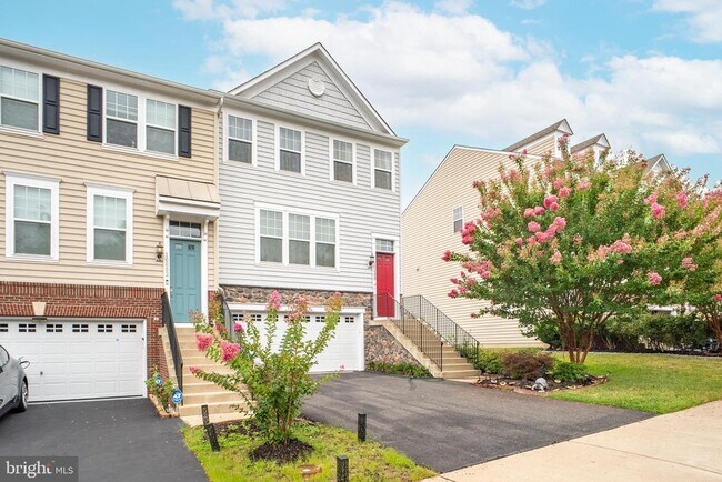 Primary Photo - 16660 Bolling Brook Ct