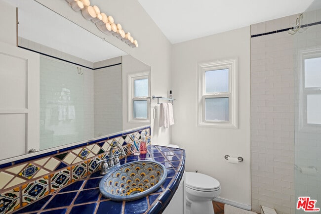 Building Photo - 2340 Abbot Kinney Blvd