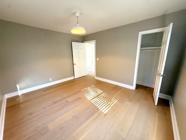 Building Photo - 3018 Harlin Dr