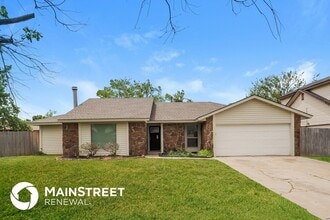 Building Photo - 11235 Davis Ct