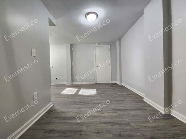 Building Photo - 1682 Altadena Pl SW