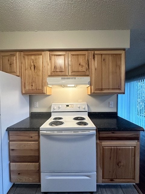 Building Photo - 2 - Bedroom Apartment, Upstairs, Near Transportation