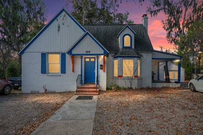 Building Photo - 1254 SW 9th Rd