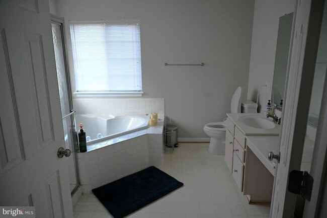 Building Photo - 20306 Baymeadow Ct