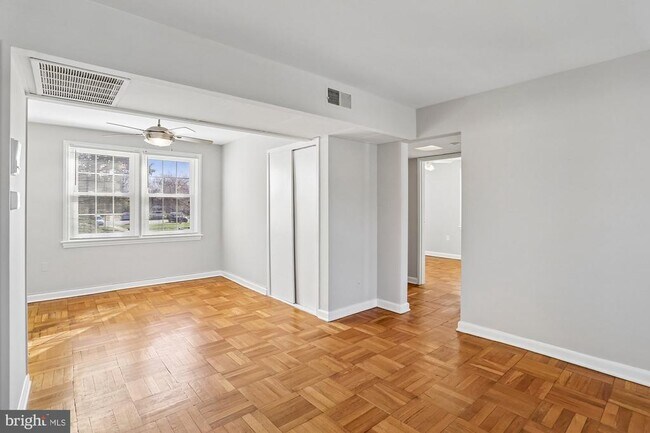 Building Photo - 6507 10th St