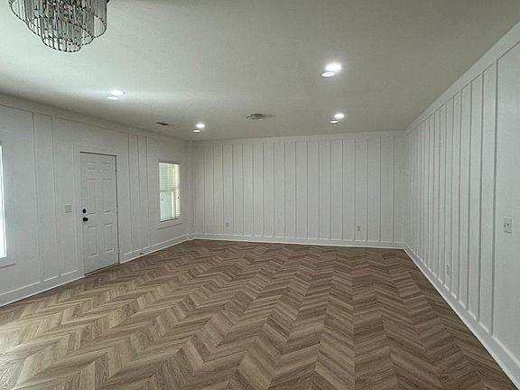 Building Photo - 1225 Westshore Dr