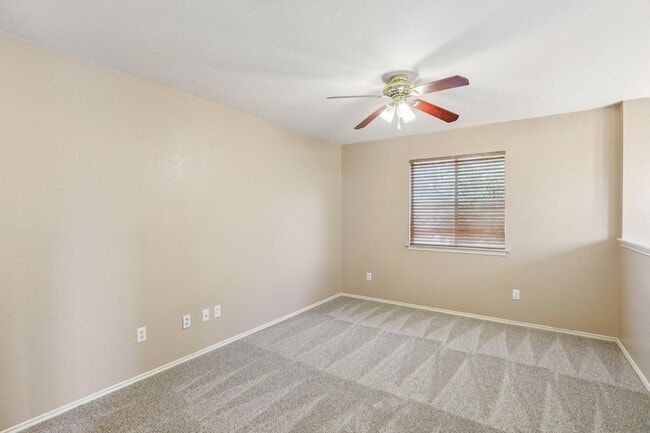 Building Photo - 1132 Pine Portage Loop
