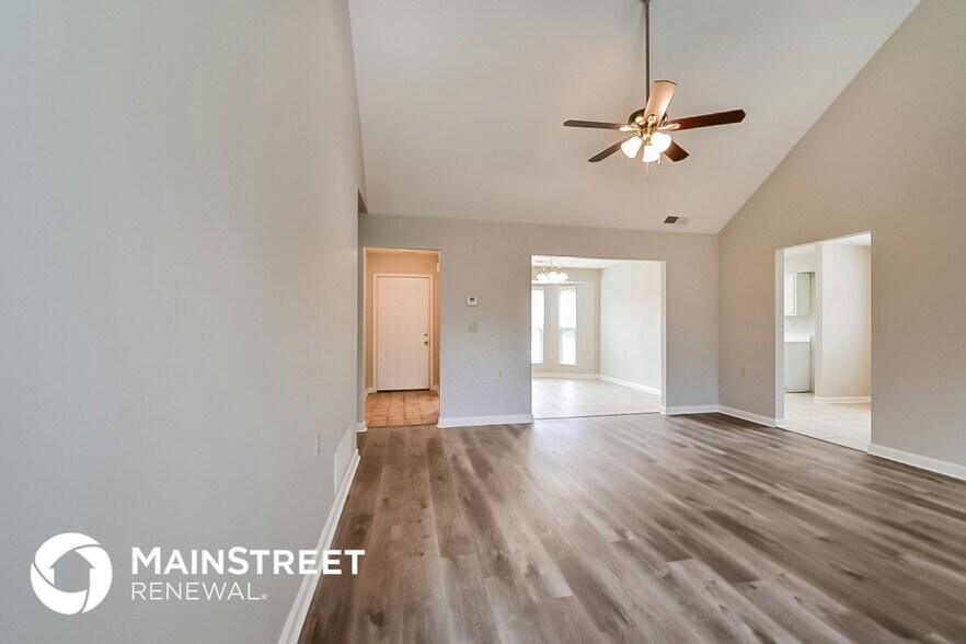 Building Photo - 3890 Birchshade Cove