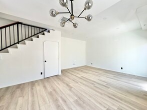 Building Photo - 2109 Crenshaw Blvd
