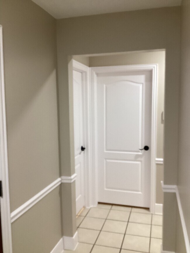 Building Photo - 17046 Clan MacIntosh Dr