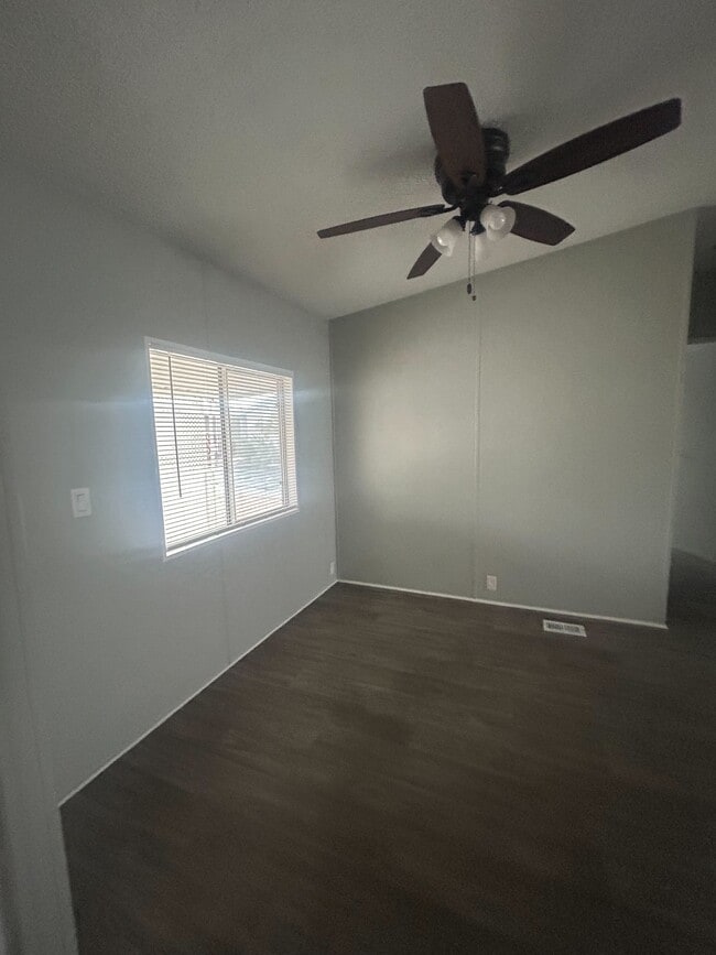 Building Photo - 3601 E Wyoming Ave