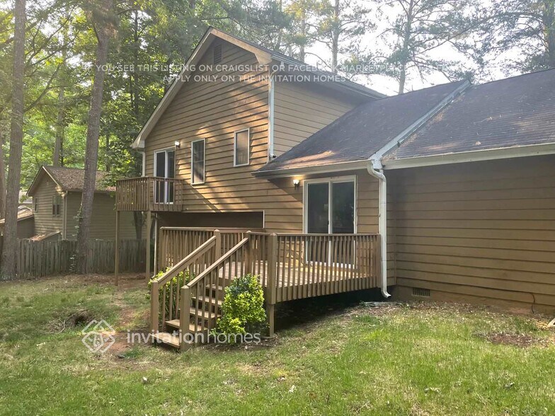 Building Photo - 3970 Evelyn Dr