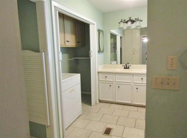 Building Photo - 1117 Woodland Trail