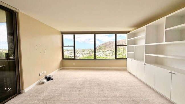 Building Photo - 6710 Hawaii Kai Dr