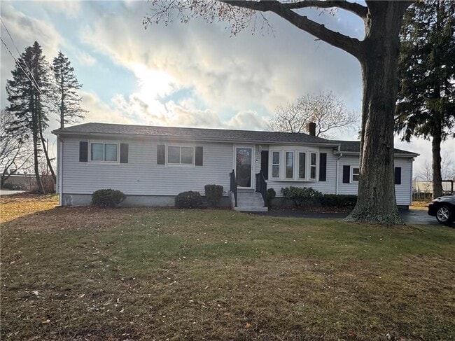 Building Photo - 73 Armory Dr