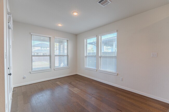 Building Photo - 106 Cedar Hammock Trail