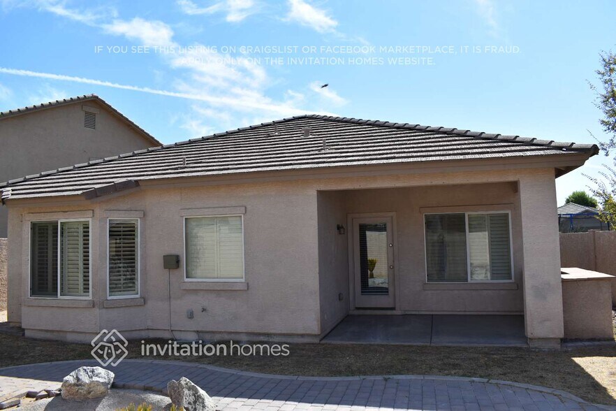 Building Photo - 309 S 117th Dr