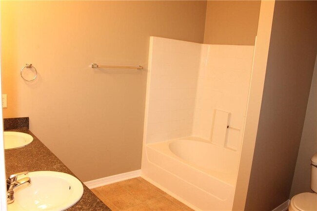 Building Photo - 8762 Fangorn Rd