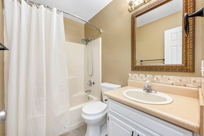 Building Photo - 2803 Wilson Ln