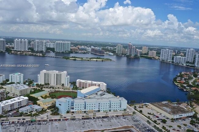 Building Photo - 18101 Collins Ave