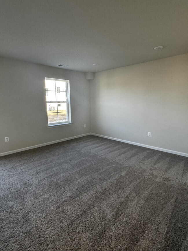 Building Photo - 113 Canning Rd